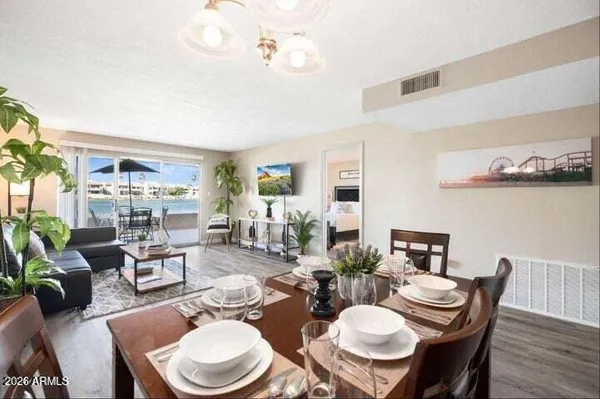$2,550 | 11040 North 28th Drive, Unit 125, Phoenix, AZ 85029