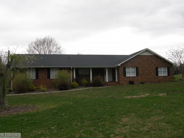 504 Trindale Road High Point, NC 27263 - Photo 1 of 8 Exterior Front.