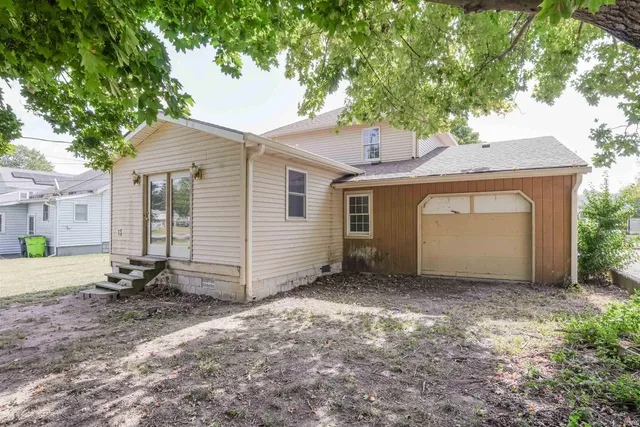 $79,995 | 1450 East Market Street, Huntington, IN 46750