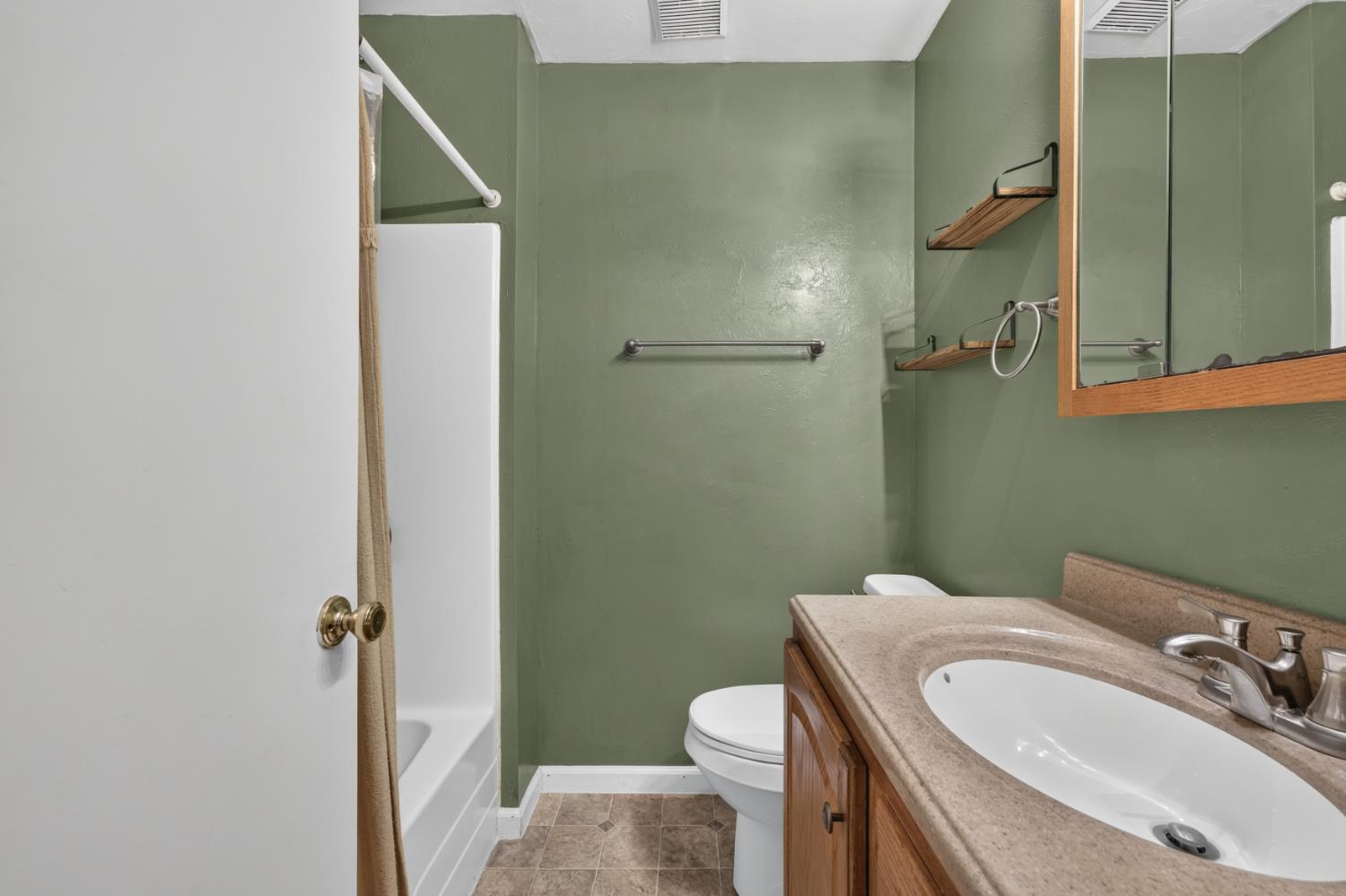 204 Barry Road Yuba City, CA 95991 - Photo 18 of 47