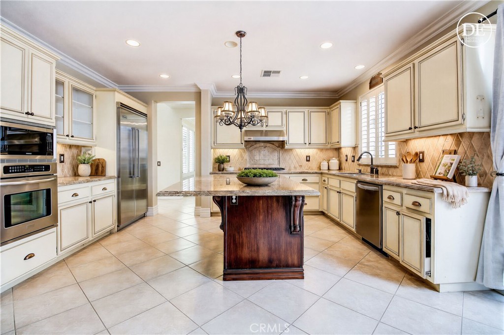 14182 Crystal View Terrace Riverside, CA 92508 - Photo 21 of 73 Virtually Enhanced