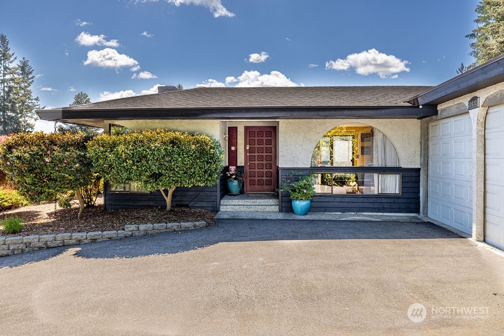 22422 4th Avenue Southeast Bothell, WA 98021 - Photo 2 of 39 a view of a interior of the house