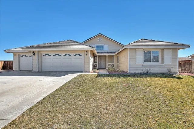 $447,000 | 15151 Desert Oak Circle, Victorville, CA 92394