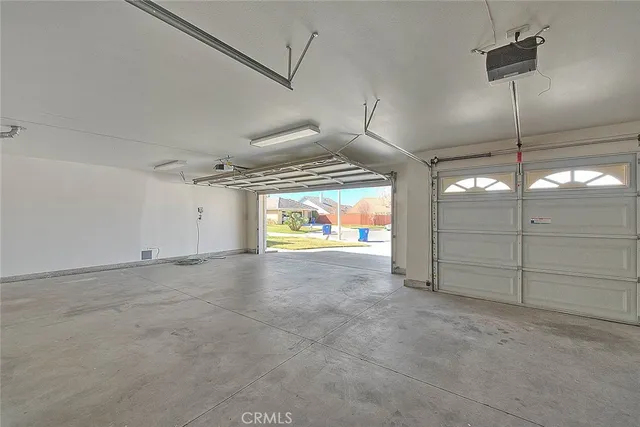 $447,000 | 15151 Desert Oak Circle, Victorville, CA 92394