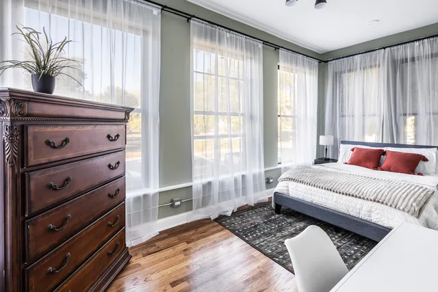 $3,950 | 5017 South Drexel Boulevard, Unit 101, Chicago, IL 60615