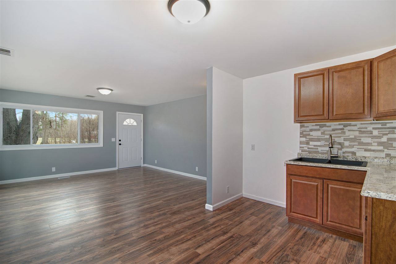 12028 Willard Road Burt, MI 48417 - Photo 7 of 38