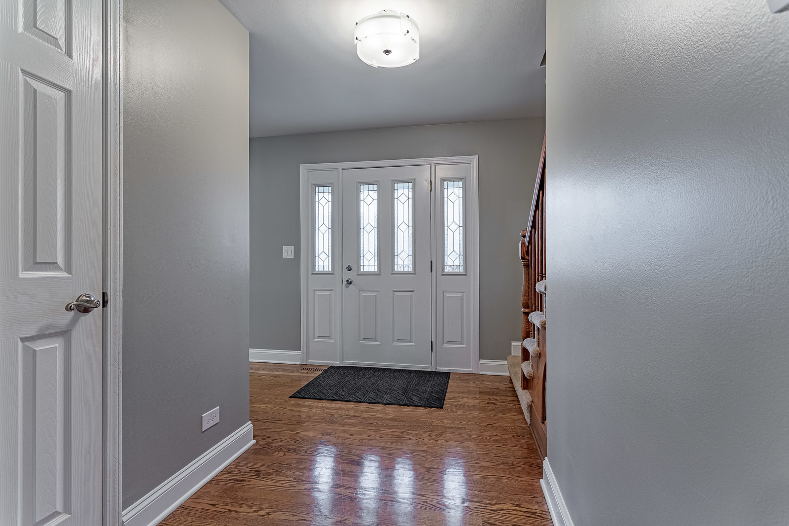 933 Manchester Road Lake Zurich, IL 60047 - Photo 14 of 32