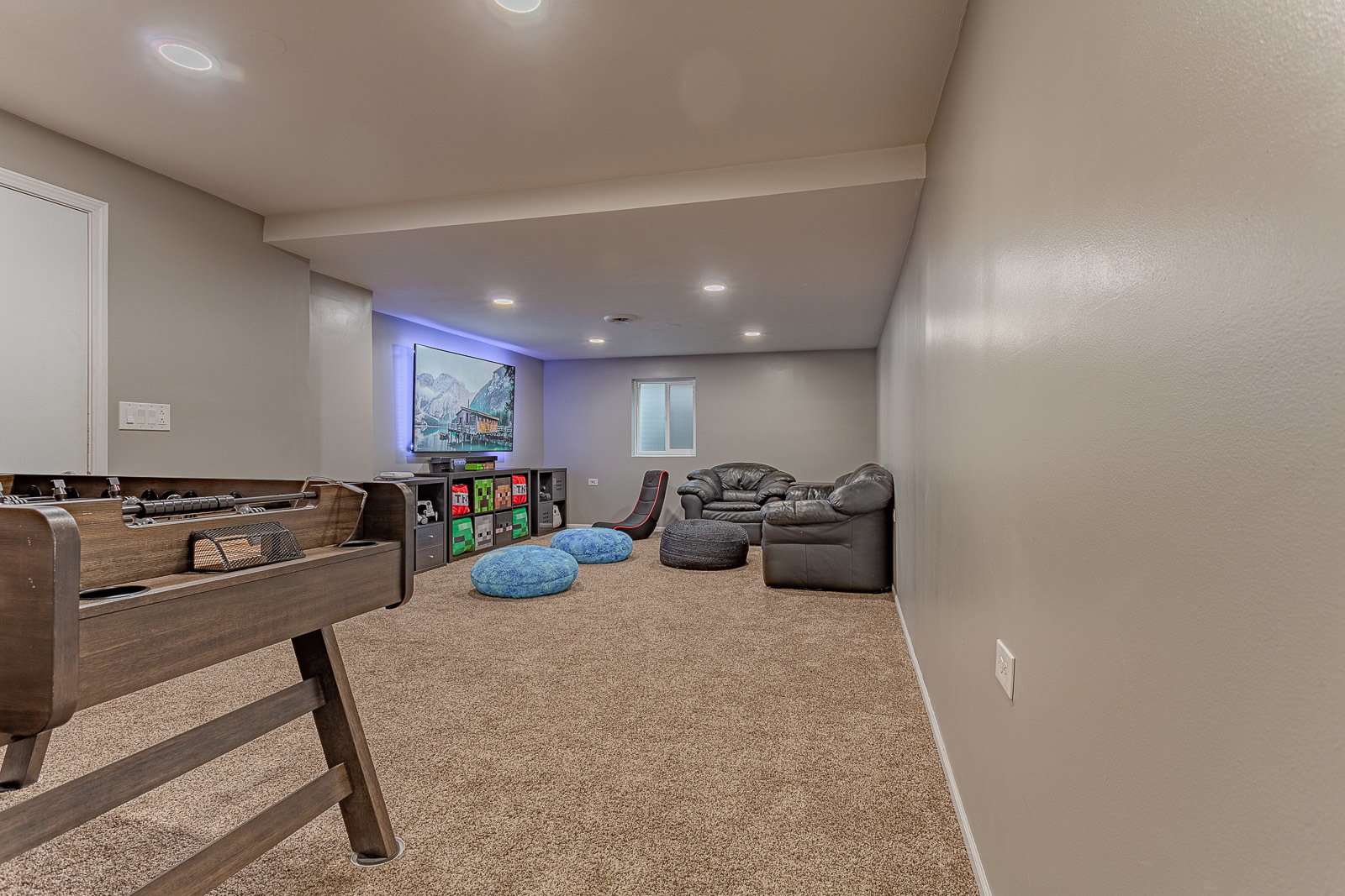 933 Manchester Road Lake Zurich, IL 60047 - Photo 17 of 32