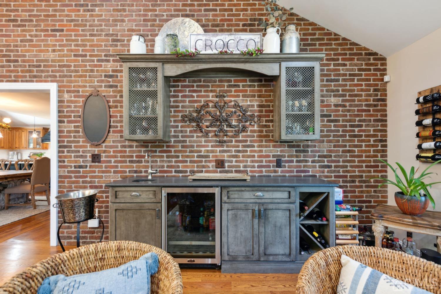 9 Winton Road East Brunswick, NJ 08816 - Photo 17 of 48 Gallery Image 17
