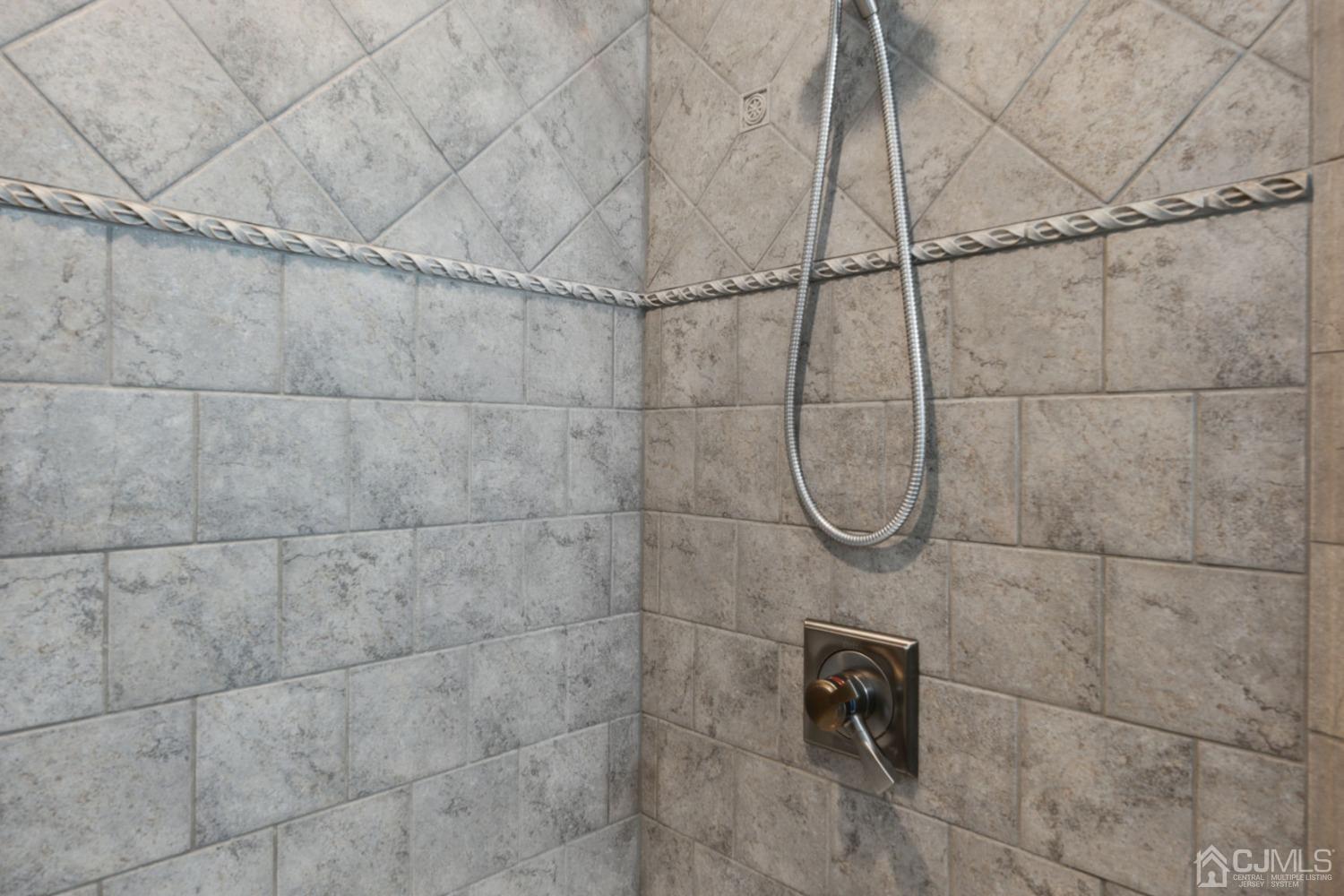 9 Winton Road East Brunswick, NJ 08816 - Photo 36 of 48 Gallery Image 36