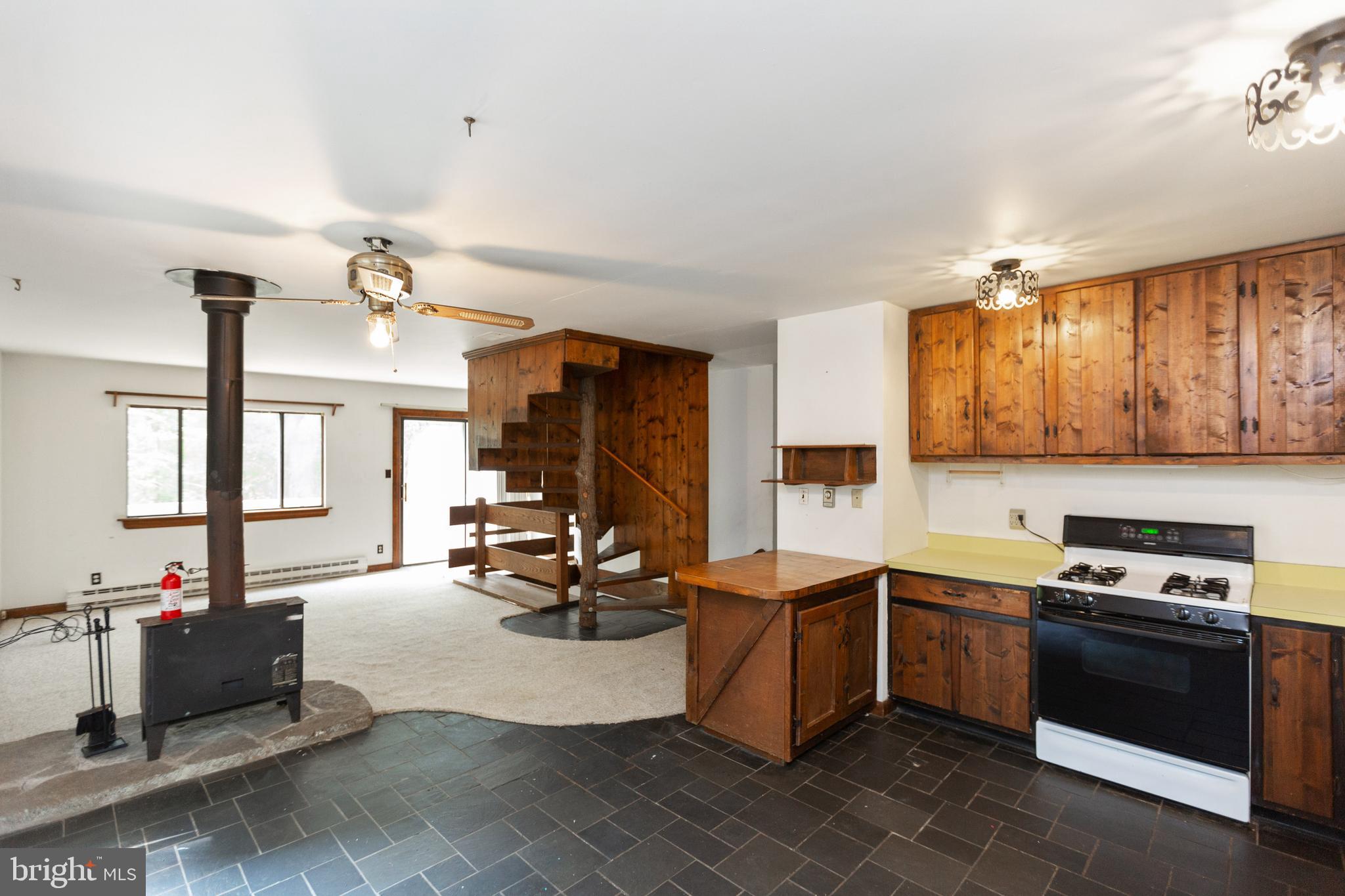 16201 Comus Road Clarksburg, MD 20871 - Photo 14 of 45 Kitchen 1
