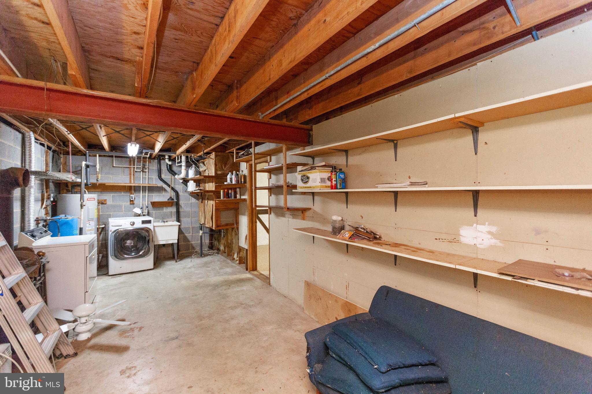 16201 Comus Road Clarksburg, MD 20871 - Photo 33 of 45 Garage