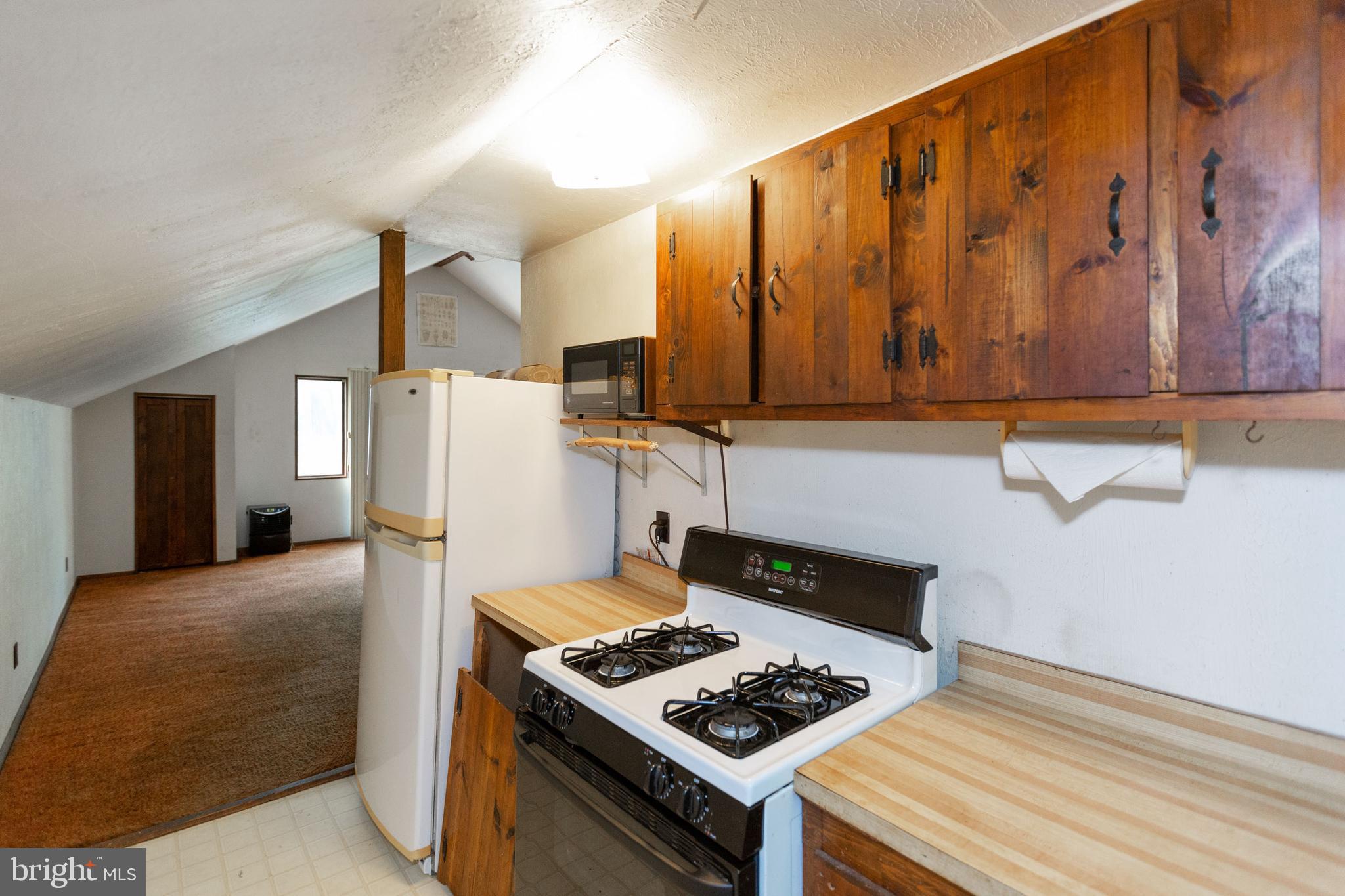 16201 Comus Road Clarksburg, MD 20871 - Photo 44 of 45 Kitchen