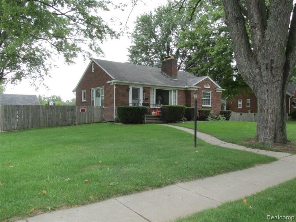 121 Croswell Street Romeo, MI 48065 - Photo 3 of 8 cr - angle.jpg