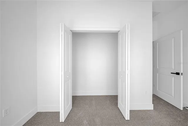 $2,300 | 17135 Southwest 41st Court, Ocala, FL 34473