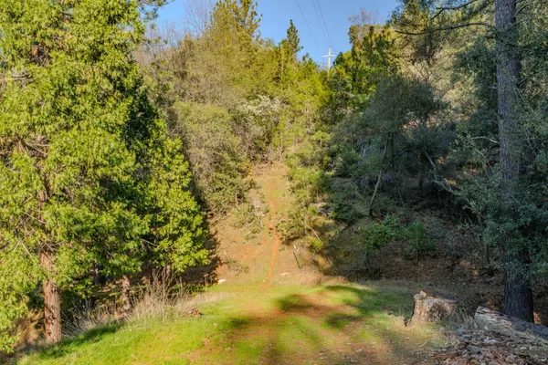 $549,900 | 17630 Ridge Road, Pine Grove, CA 95665