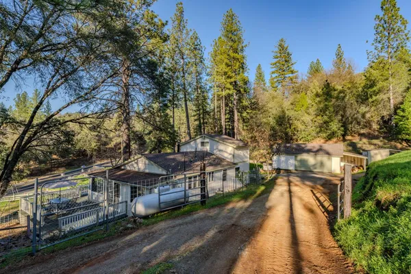 $549,900 | 17630 Ridge Road, Pine Grove, CA 95665