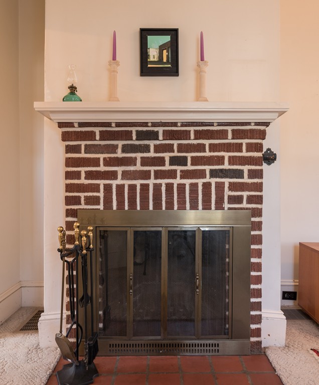 17 Fairview Avenue Northampton, MA 01060 - Photo 8 of 19