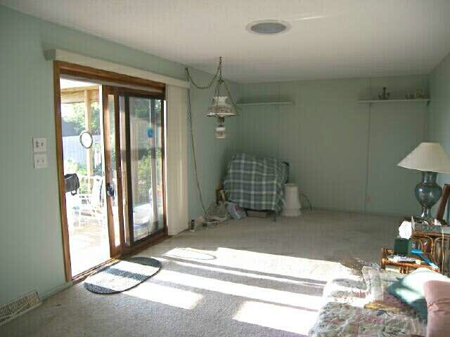 12374 North Kern Road, Unit WEST Syracuse, IN 46567 - Photo 12 of 25 Gallery Image 12