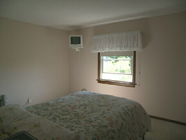 12374 North Kern Road, Unit WEST Syracuse, IN 46567 - Photo 15 of 25 Gallery Image 15