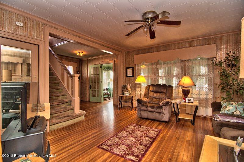 61 Spring Street Carbondale, PA 18407 - Photo 3 of 45 Gallery Image 3