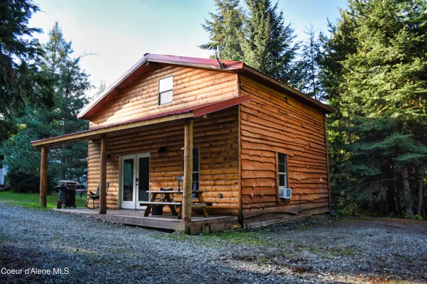$639,000 | 73400 Highway 2, Unit 2, Moyie Springs, ID 83845