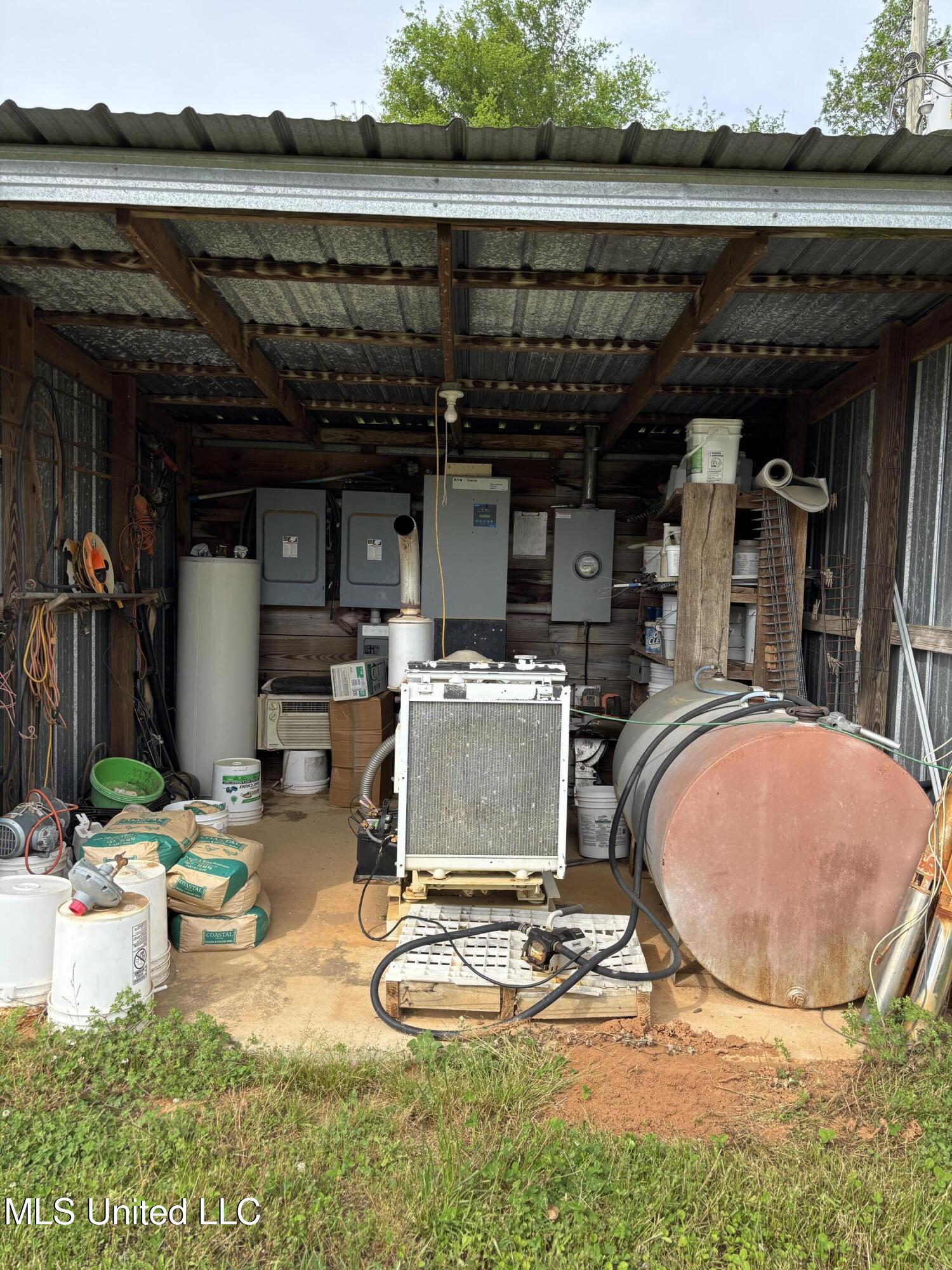 205 Jake Barnes Road Mendenhall, MS 39114 - Photo 15 of 42 IMG_0943