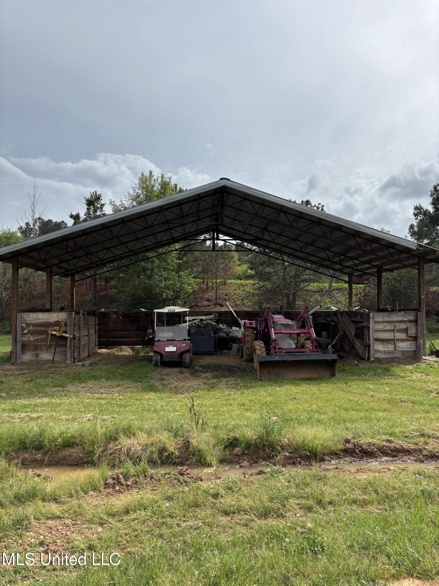 205 Jake Barnes Road Mendenhall, MS 39114 - Photo 16 of 42 IMG_0928