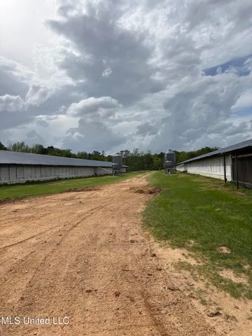 $368,000 | 205 Jake Barnes Road, Mendenhall, MS 39114