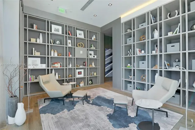 $4,000 | 1100 South Miami Avenue, Unit 3107, Miami, FL 33130