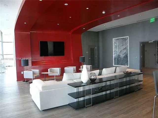 $4,000 | 1100 South Miami Avenue, Unit 3107, Miami, FL 33130