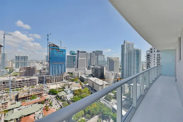 $4,000 | 1100 South Miami Avenue, Unit 3107, Miami, FL 33130