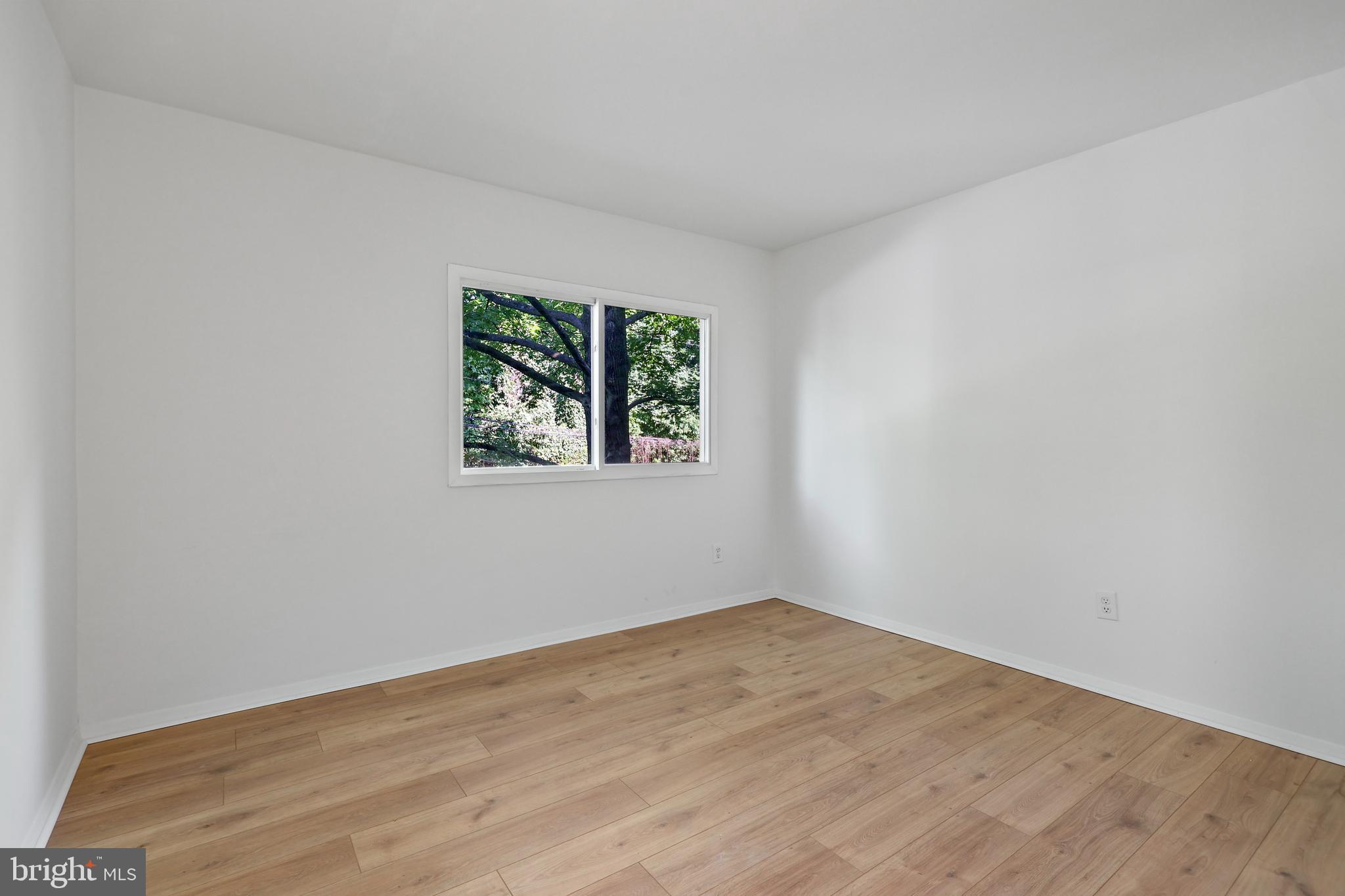 2903 Charing Cross Road, Unit 5 Falls Church, VA 22042 - Photo 16 of 38 Gallery Image 16