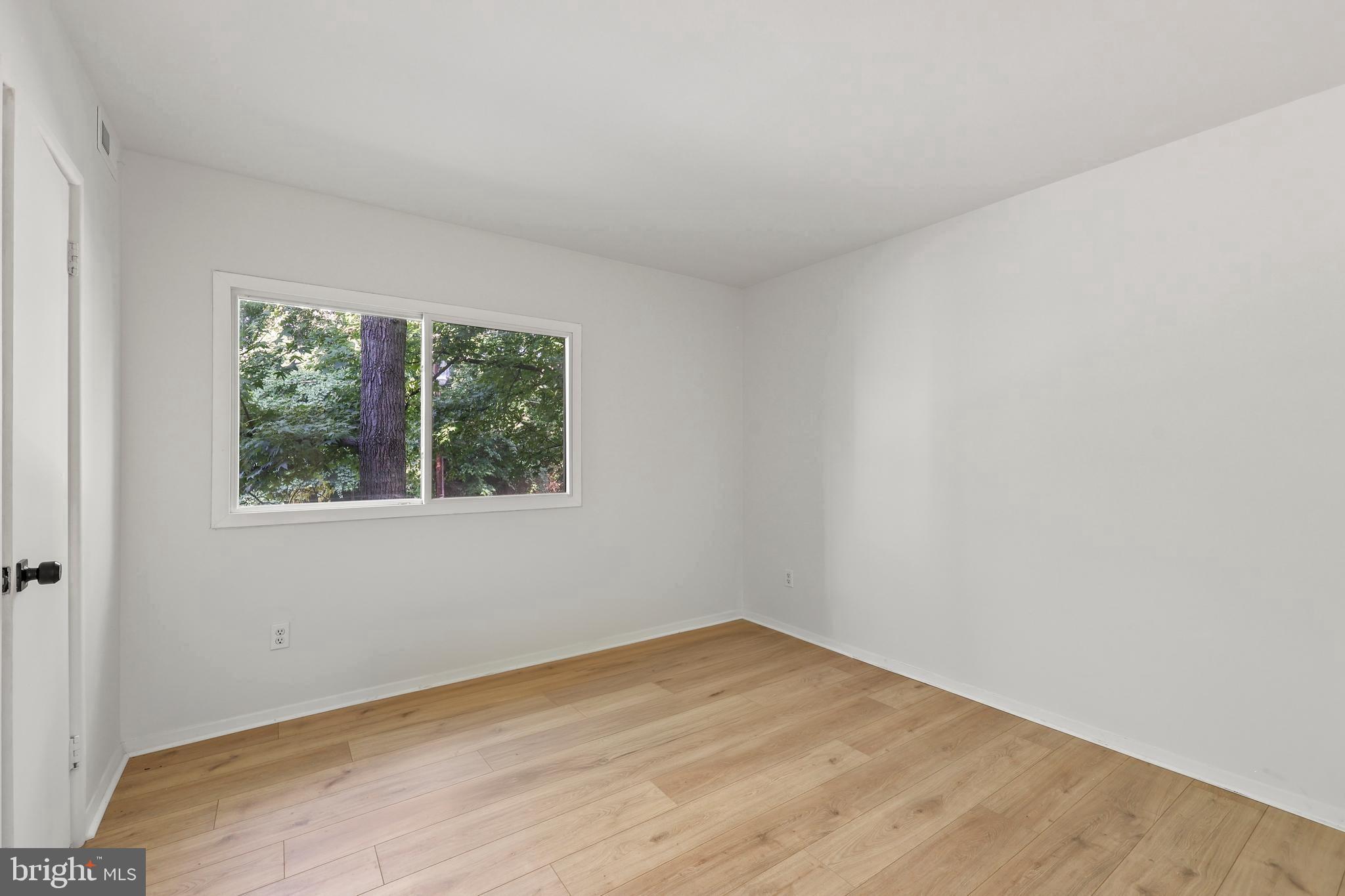 2903 Charing Cross Road, Unit 5 Falls Church, VA 22042 - Photo 18 of 38 Gallery Image 18