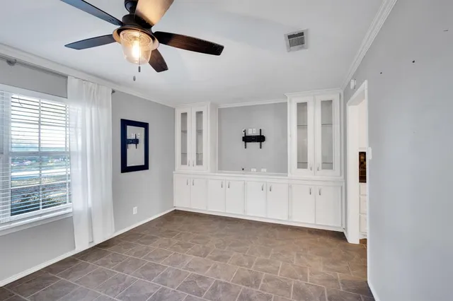 $2,300 | 202 Vanderbilt Lane, Waxahachie, TX 75165