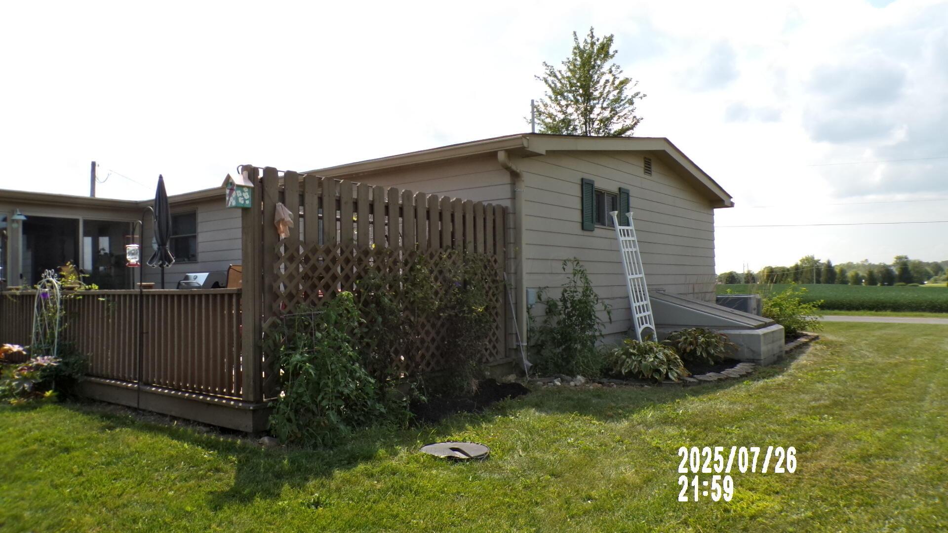 2785 Wilson Road Southeast London, OH 43140 - Photo 22 of 29 bulkhead doors
