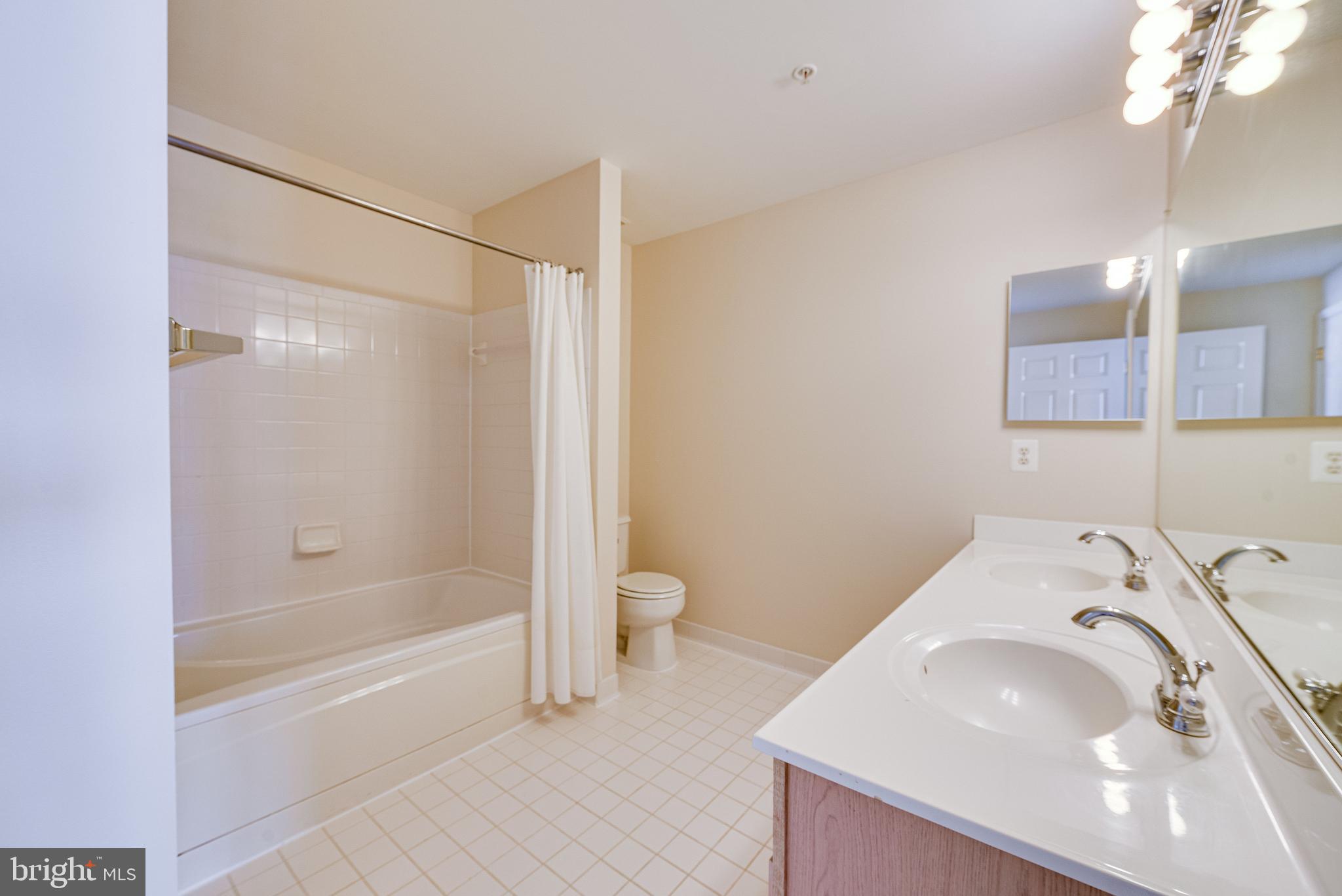 12097 Trumbull Way, Unit 20971 Reston, VA 20190 - Photo 21 of 48 Gallery Image 21