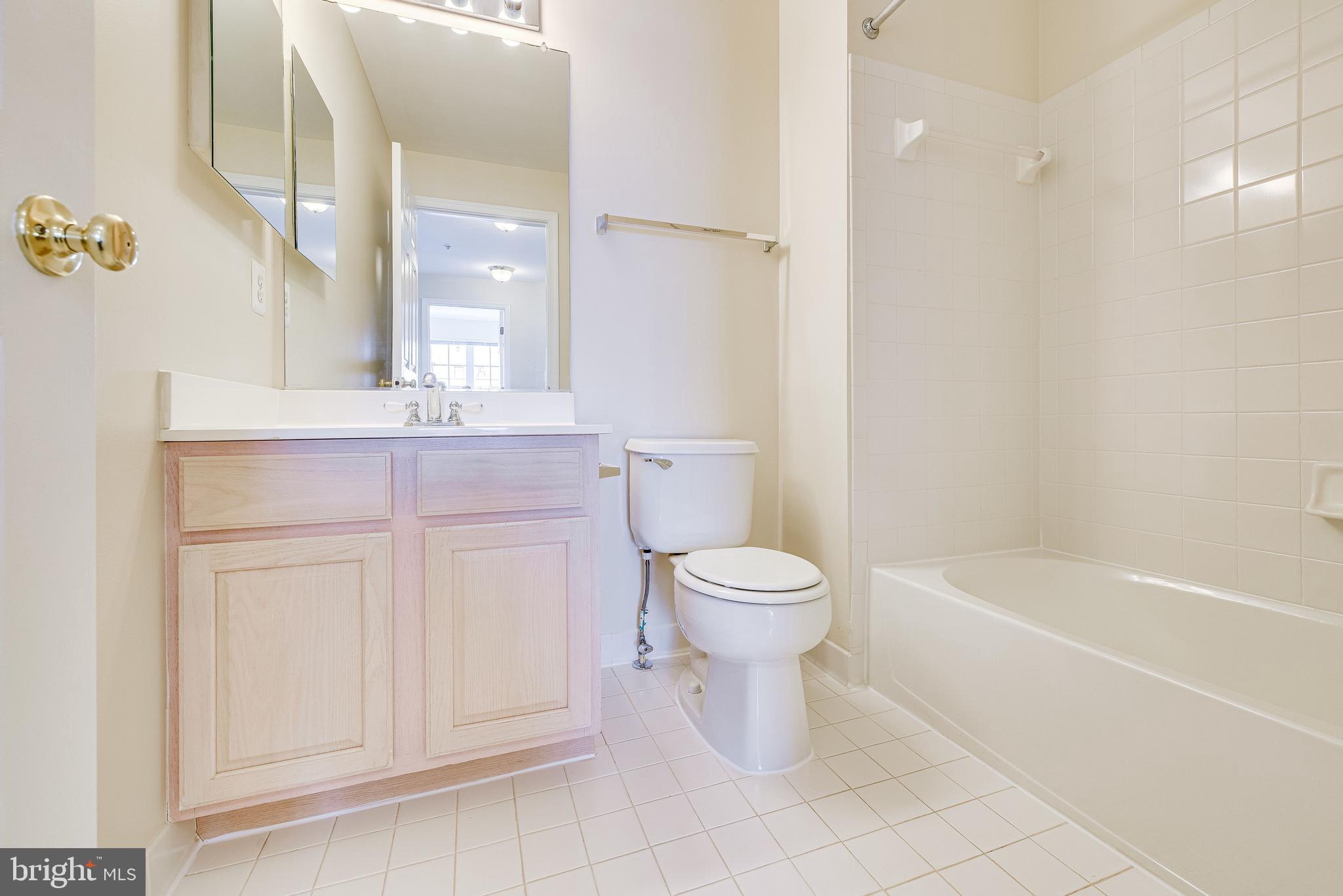 12097 Trumbull Way, Unit 20971 Reston, VA 20190 - Photo 28 of 48 Gallery Image 28
