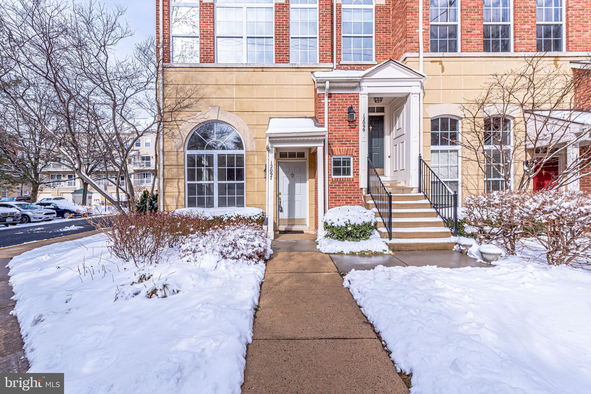 12097 Trumbull Way, Unit 20971 Reston, VA 20190 - Photo 33 of 48 Gallery Image 33