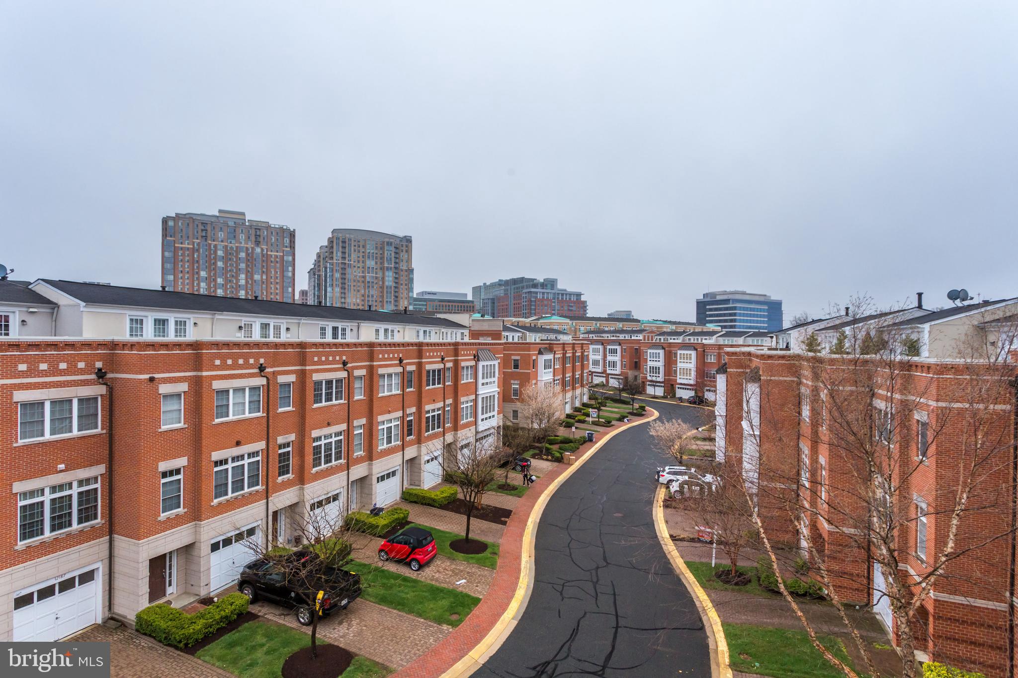 12097 Trumbull Way, Unit 20971 Reston, VA 20190 - Photo 38 of 48 Gallery Image 38