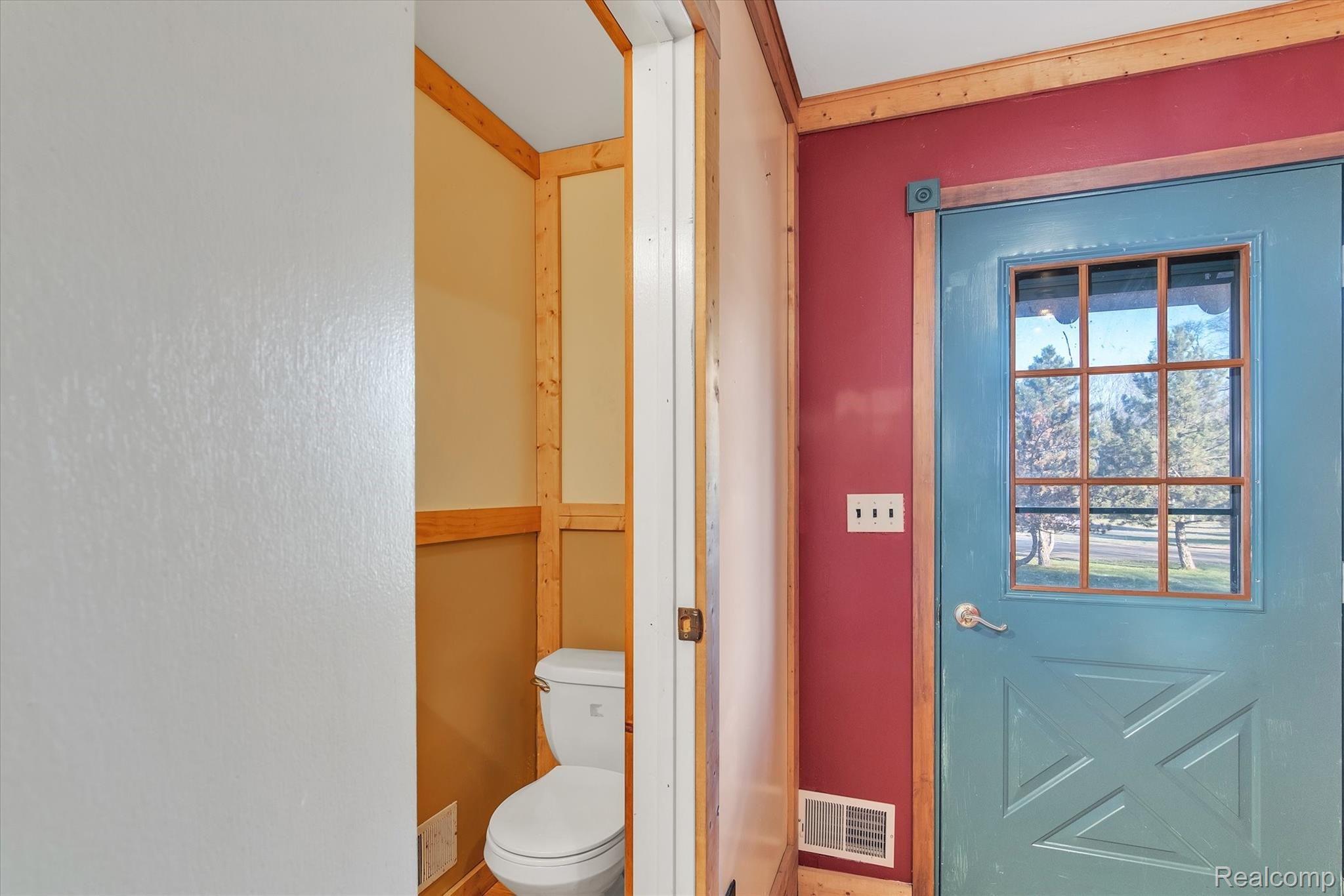 47111 Hull Road Belleville, MI 48111 - Photo 13 of 46 Half bath is off the front entry foyer!