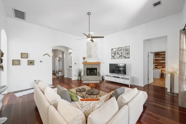 $579,900 | 12201 Barrel Bend, Austin, TX 78748