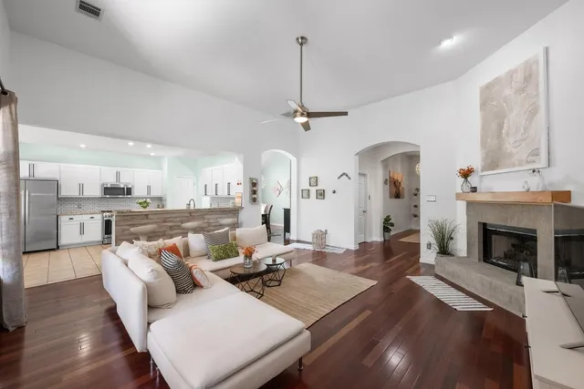 $579,900 | 12201 Barrel Bend, Austin, TX 78748