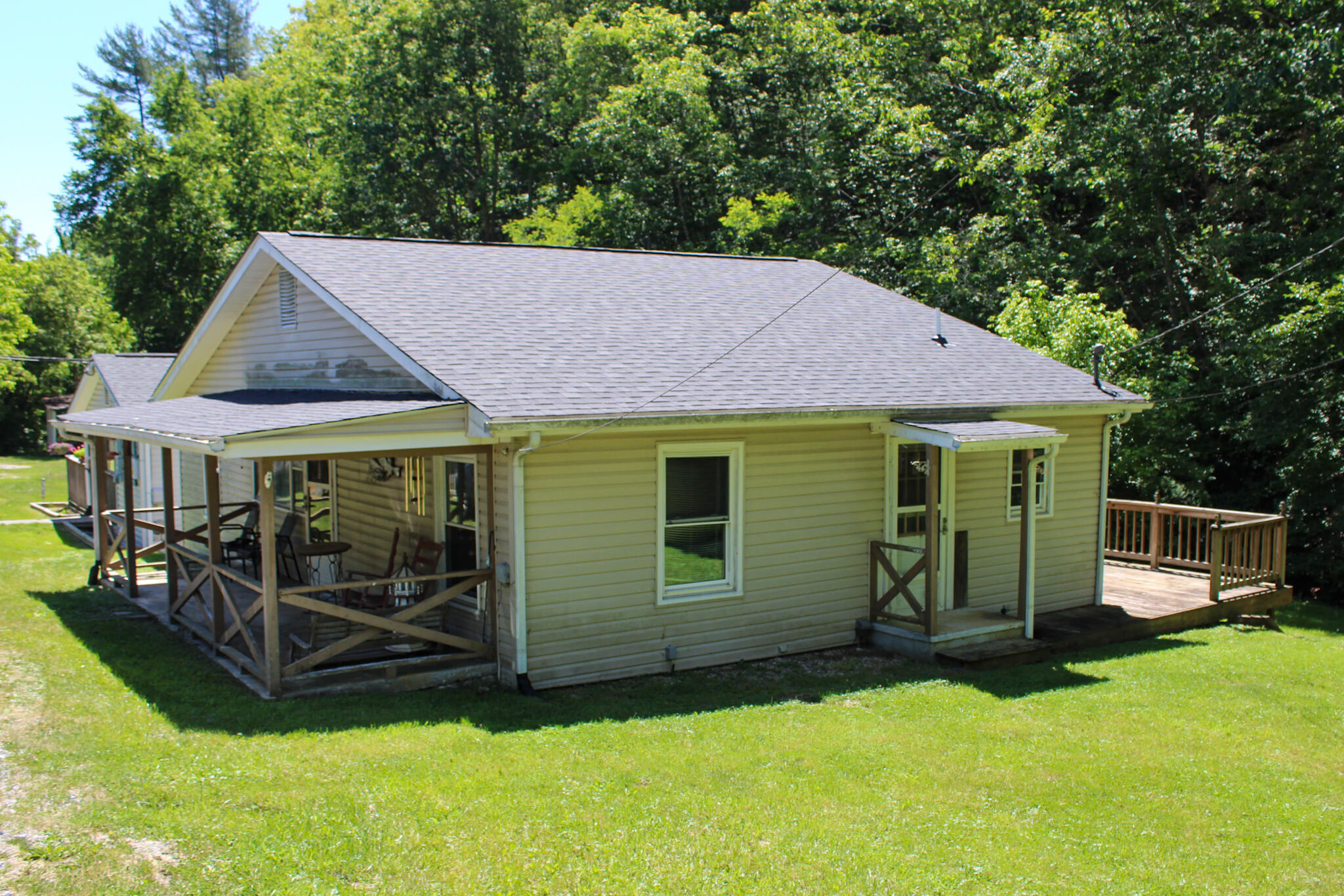6097 Blue Ridge Turnpike Fincastle, VA 24090 - Photo 11 of 14 1000326528