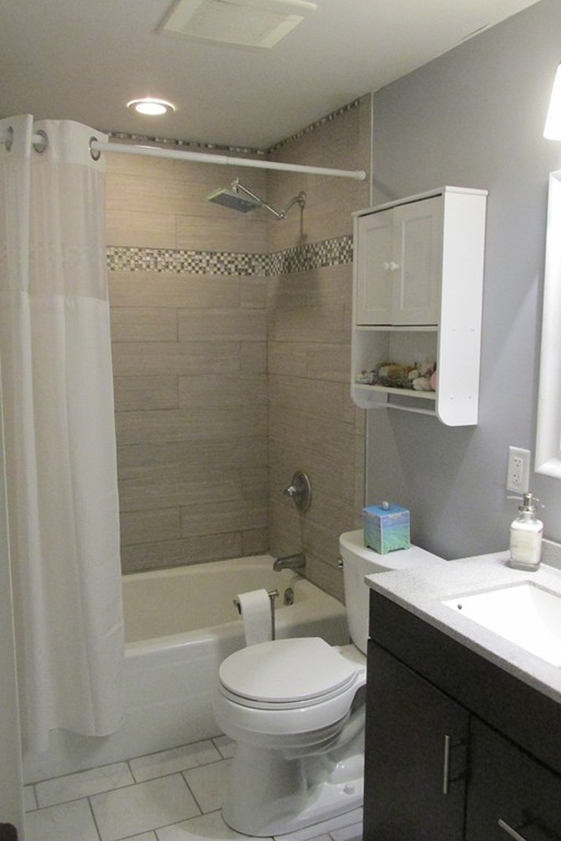 28 Marcus Road Wilmington, MA 01887 - Photo 8 of 14 Gallery Image 8