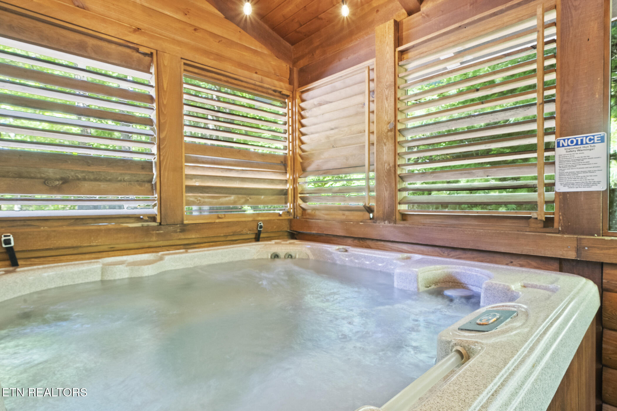 2829 Ridge Creek Circle Sevierville, TN 37876 - Photo 6 of 60 dsc00581