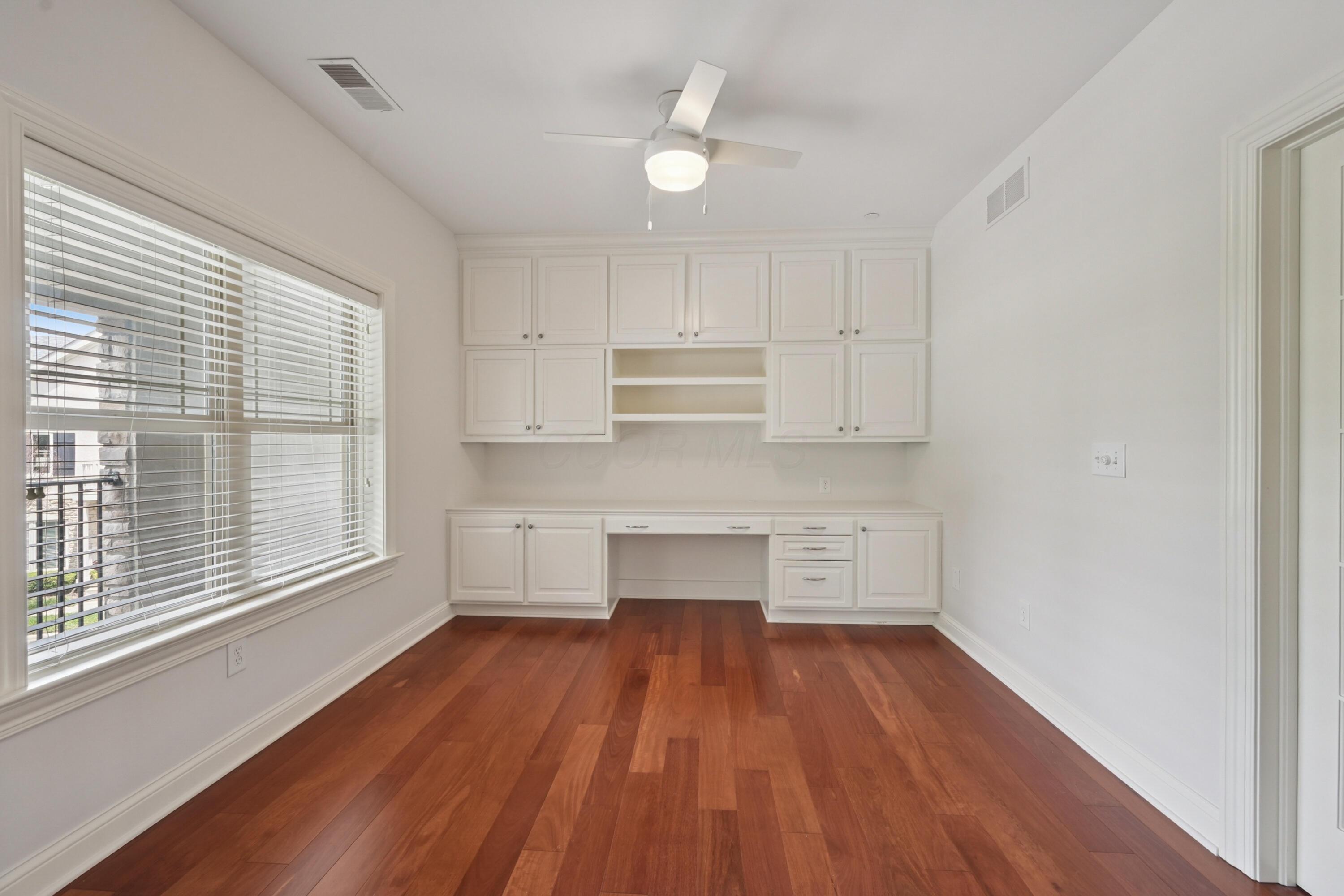 3175 Tremont Road, Unit 215 Columbus, OH 43221 - Photo 25 of 66 23-print-Tremont Rd-S2207-023