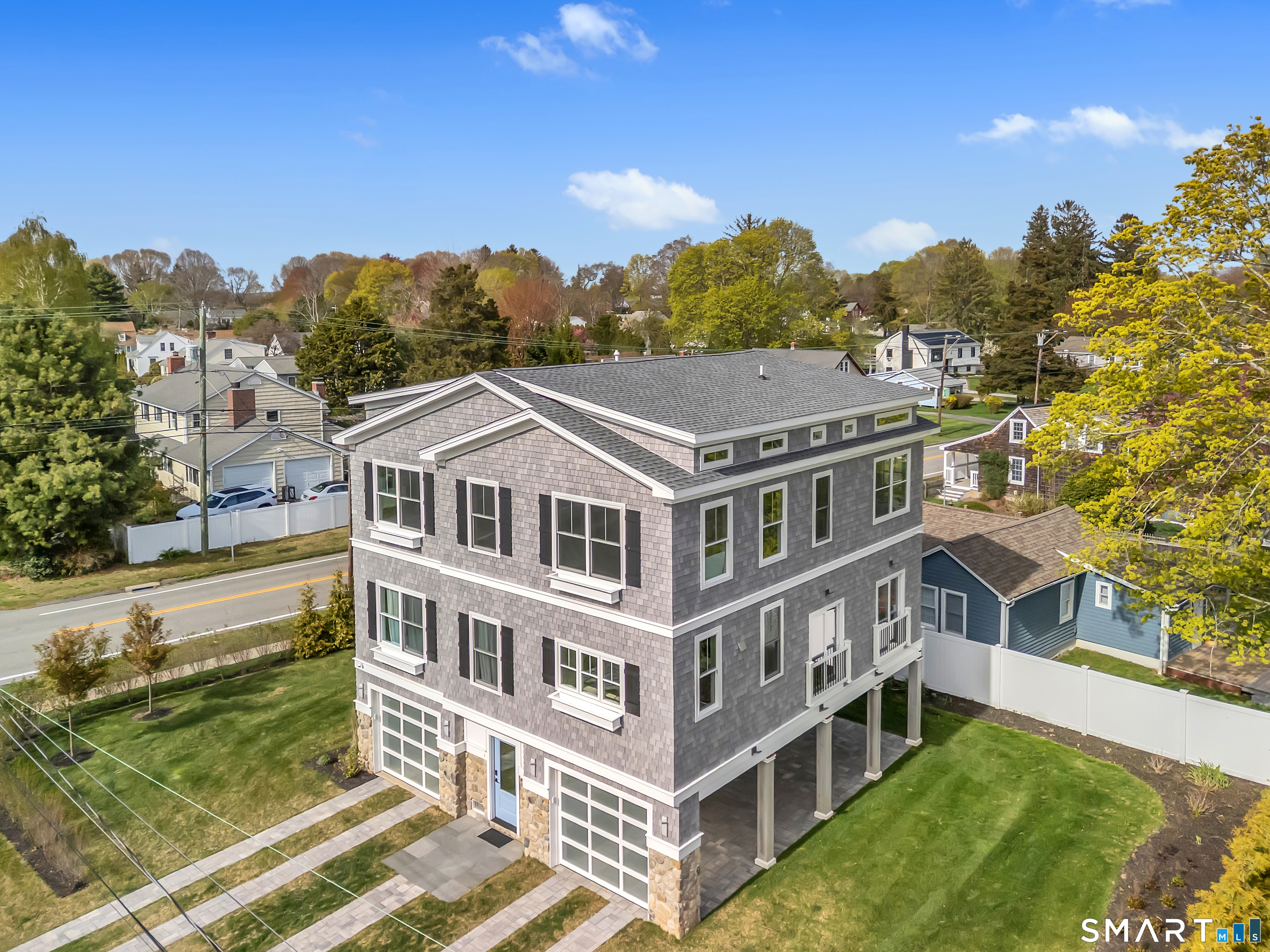 2 Old South Cove Road Old Saybrook, CT 06475 - Photo 3 of 40