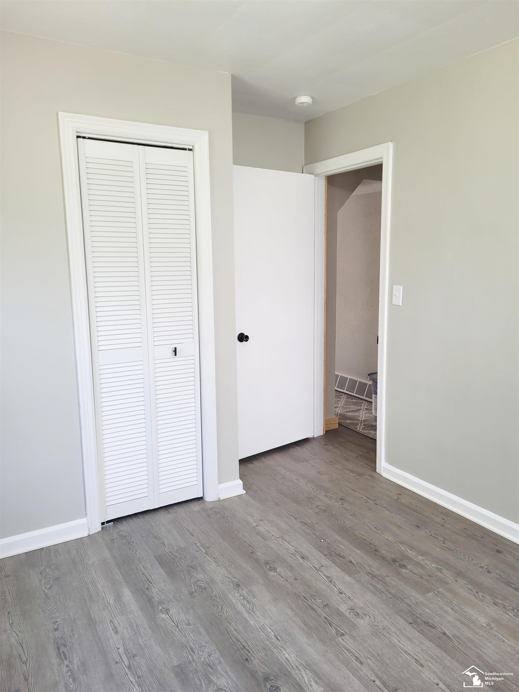 15475 Dayton Road Monroe, MI 48161 - Photo 17 of 24 Downstairs bedroom 3