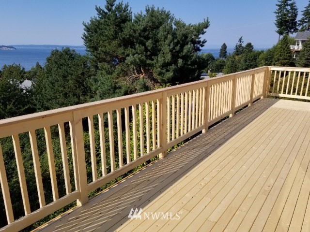 5302 Sound Avenue Everett, WA 98203 - Photo 4 of 20